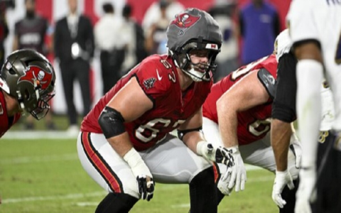 NFL QB Helmet Cost: How Much Are They Really?