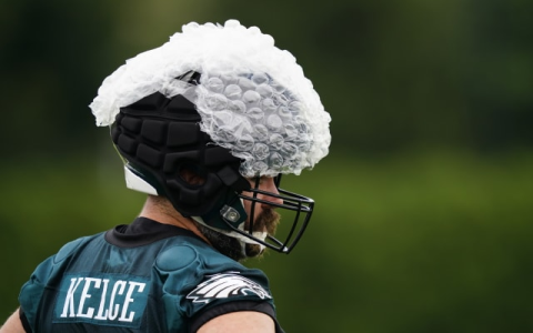 NFL Helmet Comes Off Rule:  Easy Guide to the Rulebook!