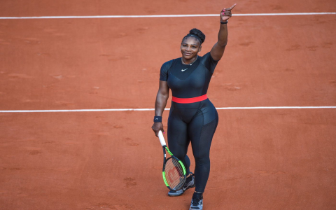 Who Was a Better Tennis Player Venus or Serena?  Fans Debate on the Tennis Legends