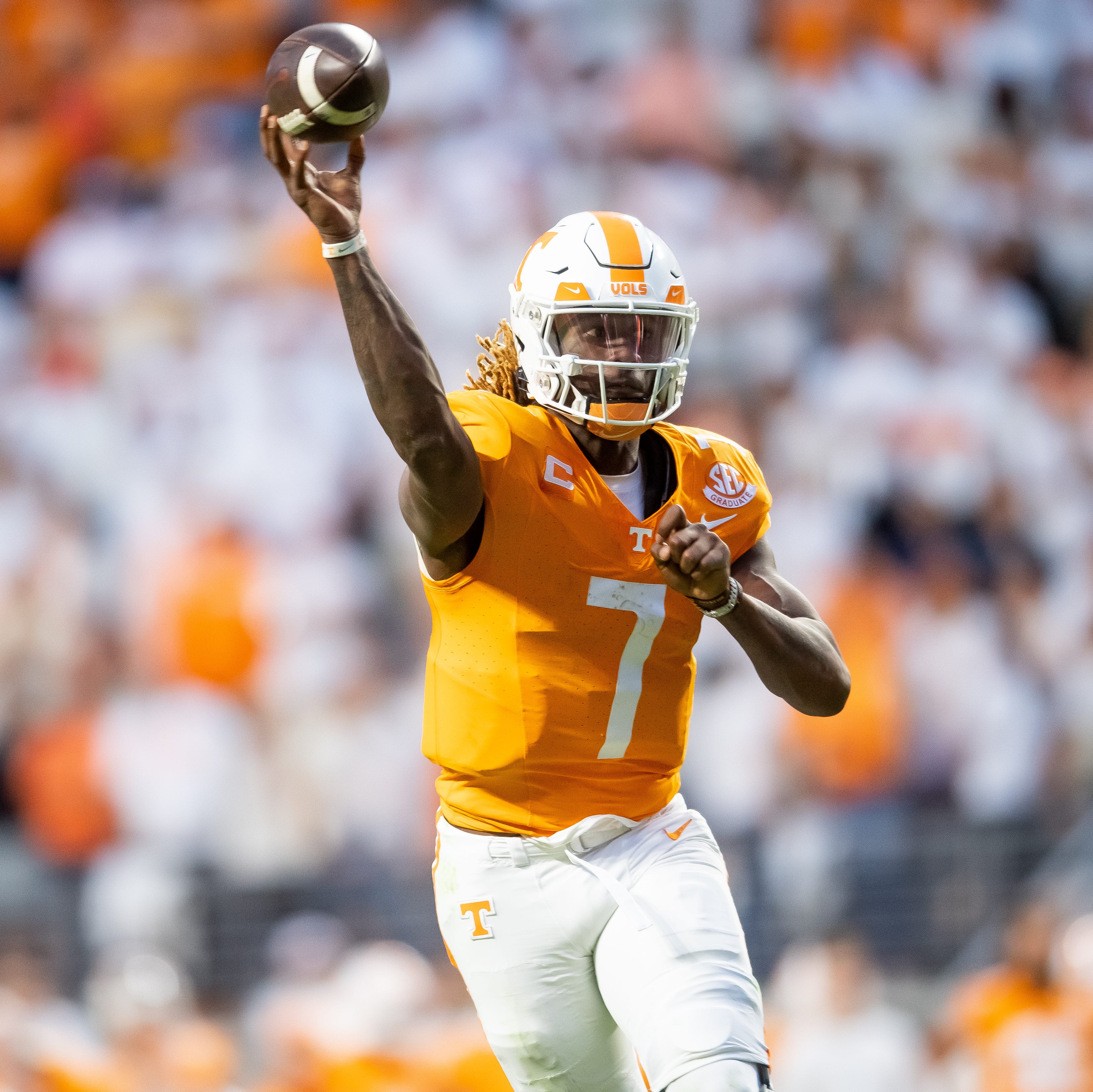 How far can Joe Milton throw a football (Discover the techniques behind his long throws)