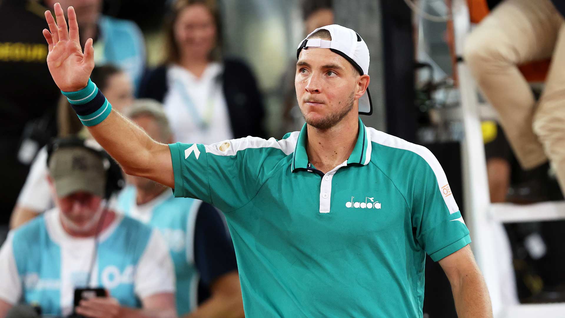 Tennis Lucky Loser: How Does it Benefit Players? Easy Guide!