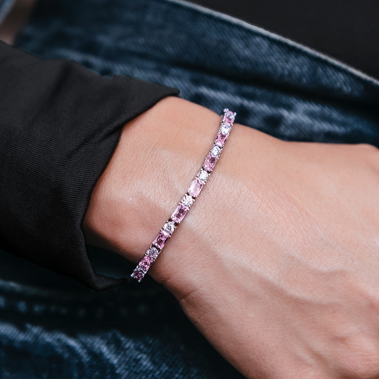 Pink diamond tennis bracelet, learn these tips before you buy one!