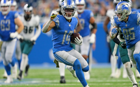 Best Football Fantasy Picks Right Now: These Players Will Score Big Points!