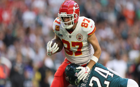 Complete List of Fantasy Football Players by Position (Dominate Your Draft)