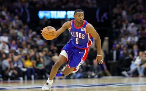 Basketball Fantasy Comparison: Head-to-Head, Who Wins? Find Out Now!