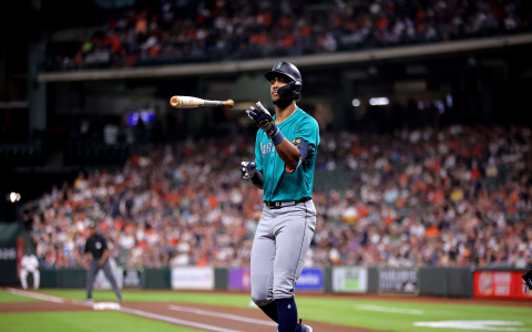 Dominate Your League: Best Fantasy Baseball Players 2024 You Need to Know!