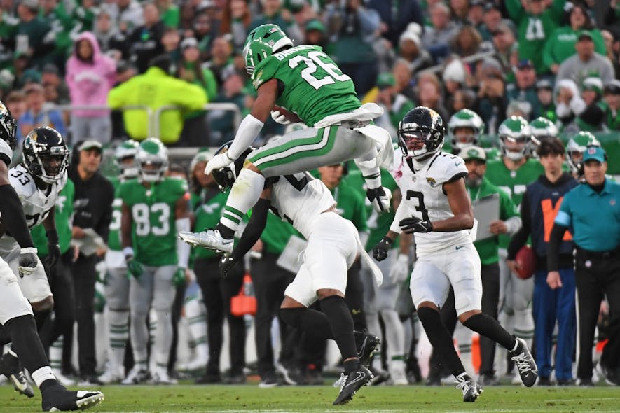 Draft Rankings Fantasy Football: Staying Ahead of the Curve -  Updates and Strategies Before the Season!