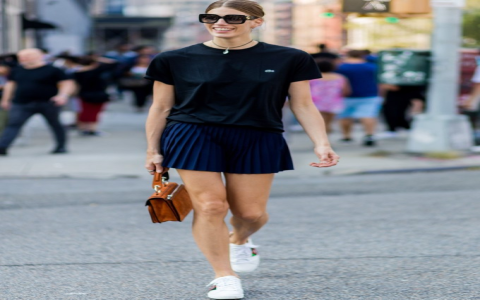 How to Rock a Hot Pink Tennis Skirt: Cute Styling Tips?