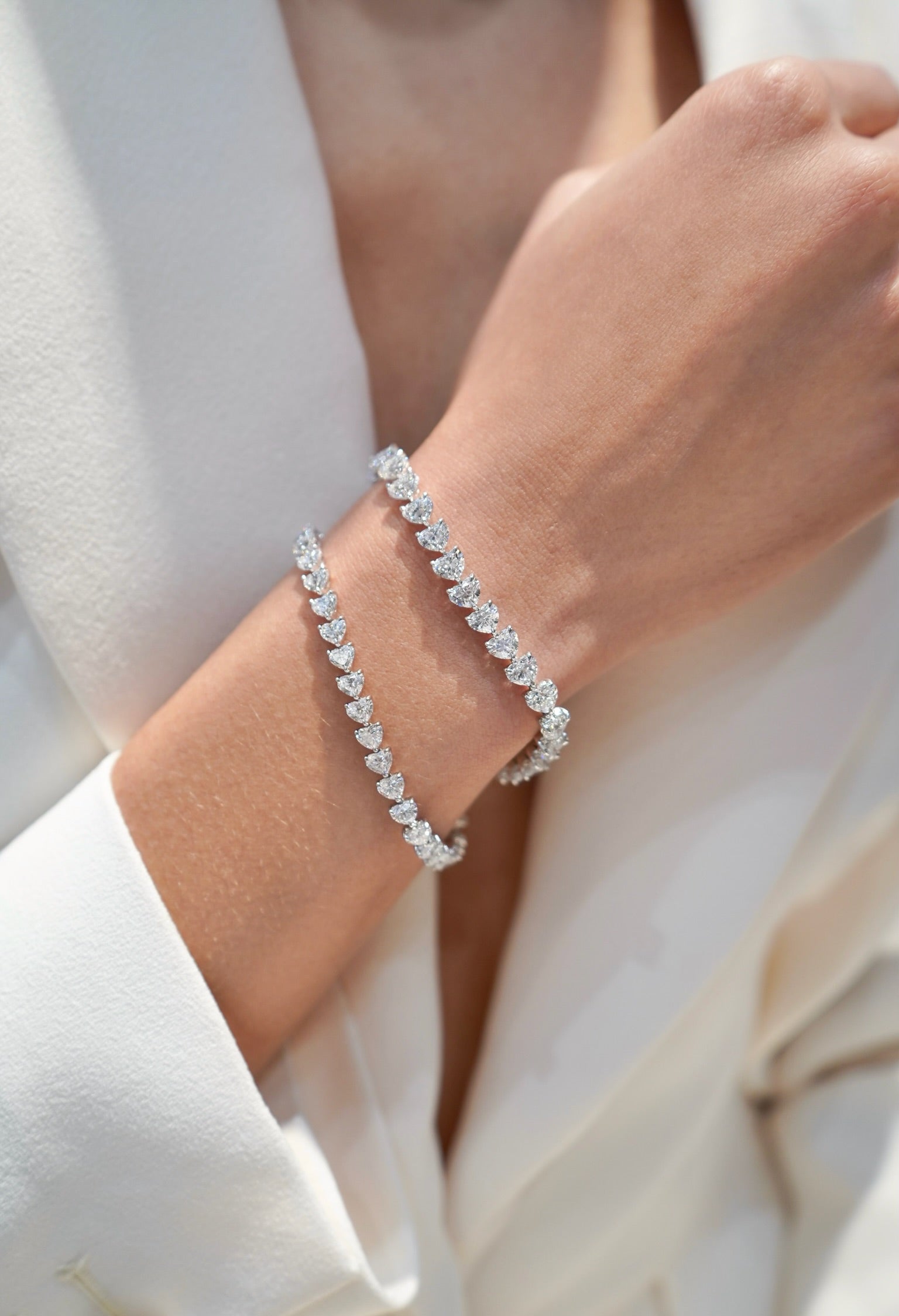 Diamond heart tennis bracelet: Discover the best styles and where to buy them online now