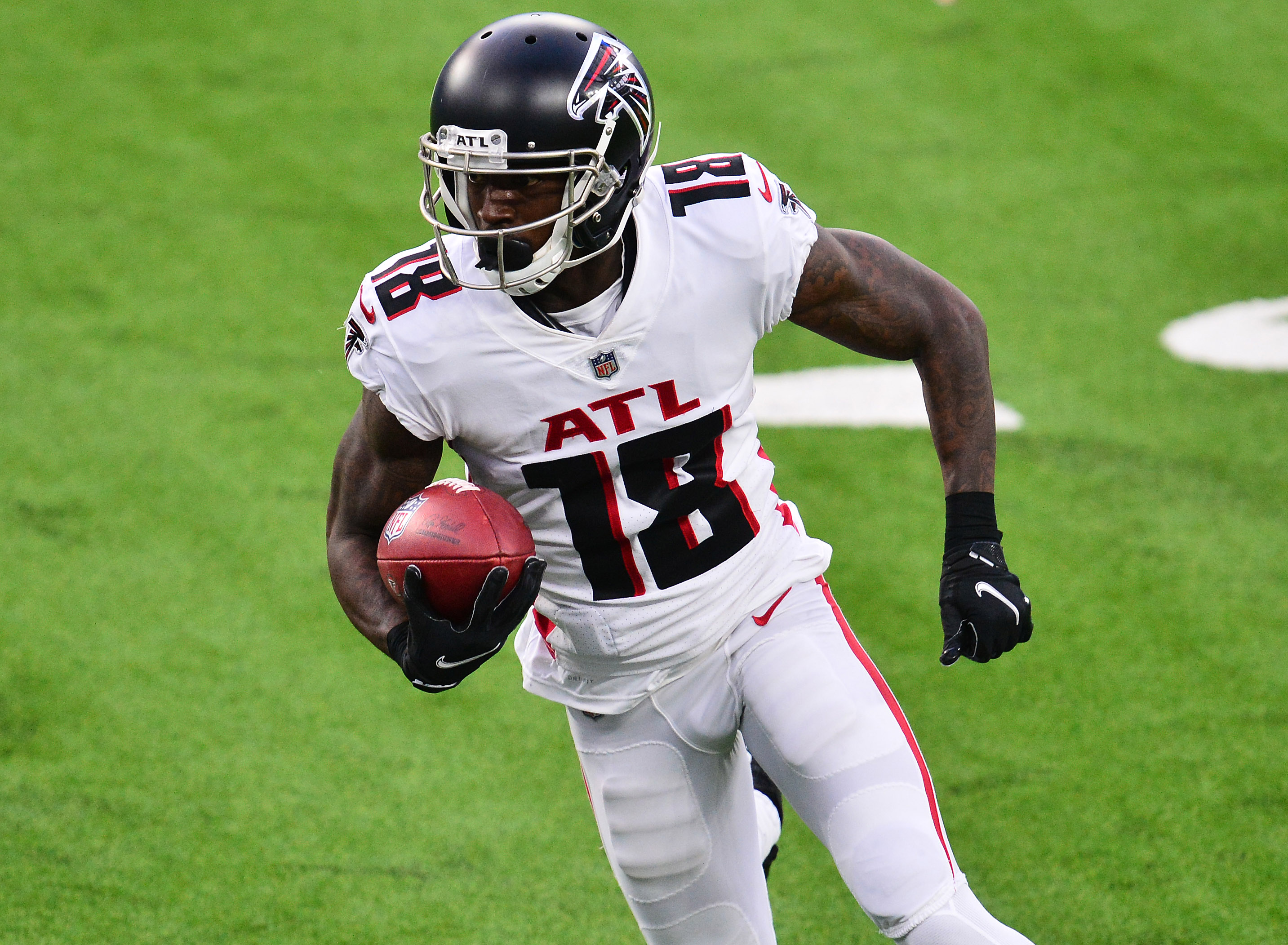 Get Your nfl ff news Fix: Breaking Stories & Player Insights.