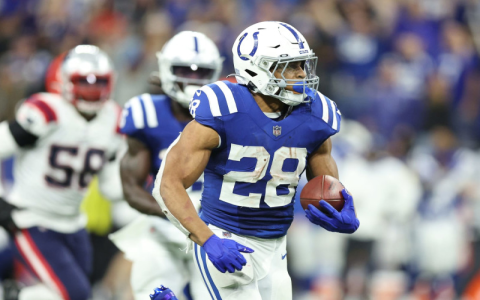Use FantasyPros Football? Get Top Player Rankings Now!
