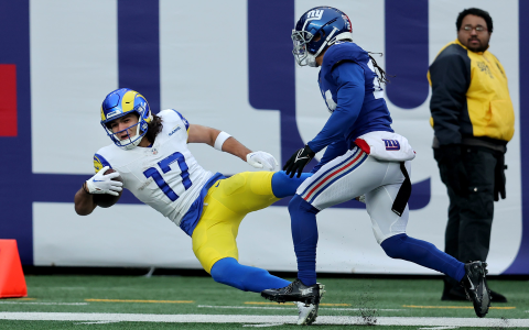 Top NFL Fantasy Football Picks: Expert Advice for 2024 Draft Success!