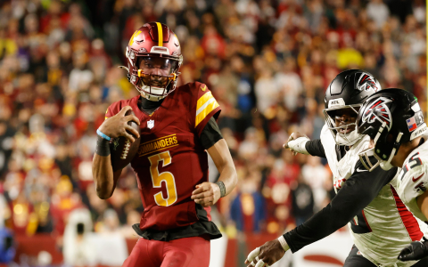 Fantasy NFL Top 100: Who to Draft for a Winning Season!