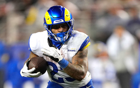 Football Fantasy Rankings: Top Picks and Sleepers for Your Draft!