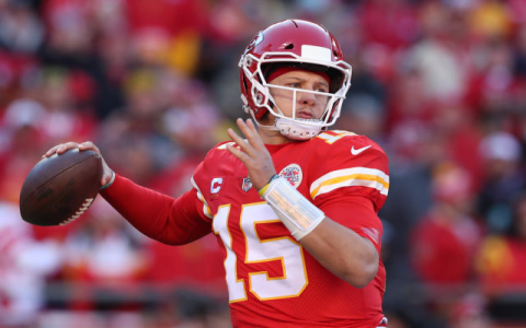 Fantasy Football Best Picks: Easy Guide to Winning Your League!