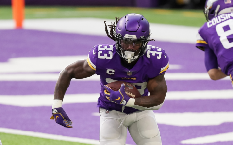 Need the Best? Top 5 Picks for Fantasy Football.(Must-Have Players)