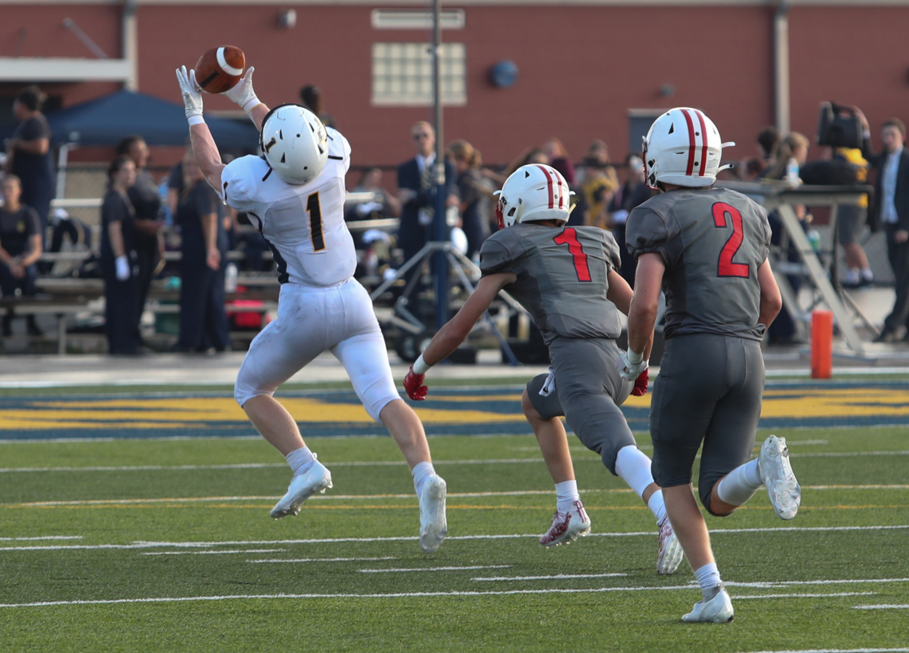 How to watch avondale high school football games? Easy tips for live streaming.