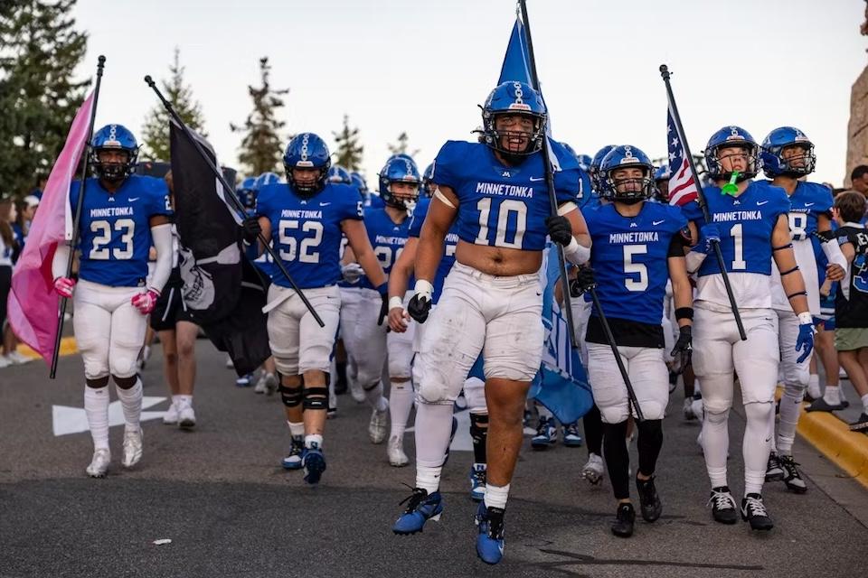 Need an easy mn high school football rankings guide? Quickly see which impressive teams are rising stars!