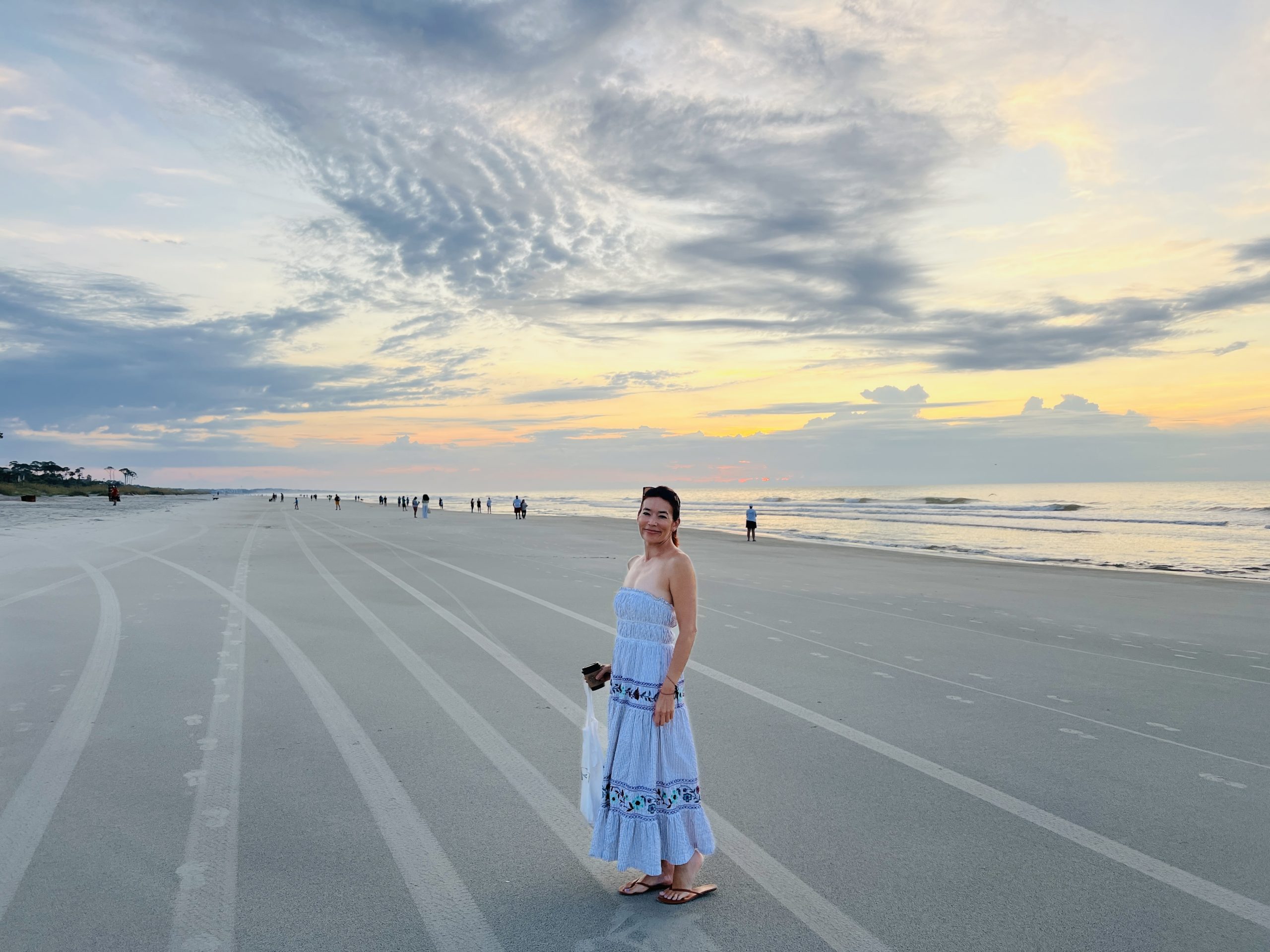 Best time for Hilton Head tennis and beach resort for sale? Market tips to grab it.