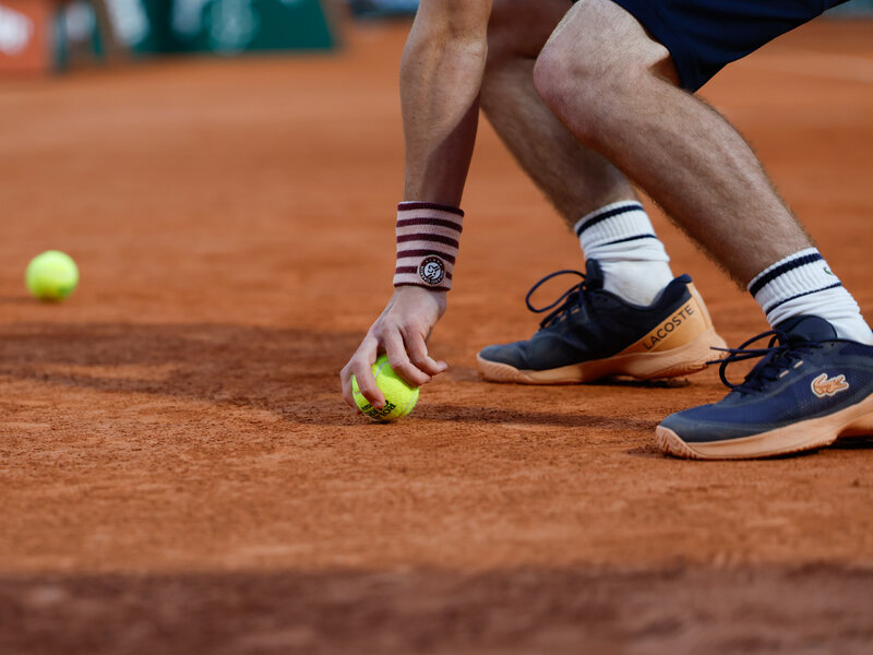 Do tennis balls go bad? Learn if yours are still good to play!