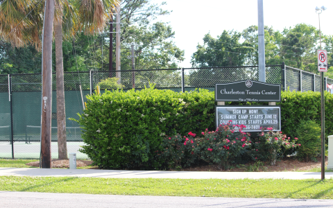 Best Tennis Courts Near Charleston SC? Reviews and Locations Inside.